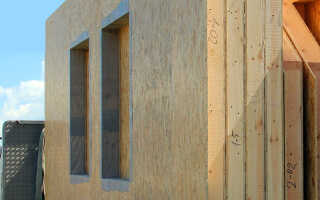 Разберемся в толщине стен каркасного дома для зимнего проживания