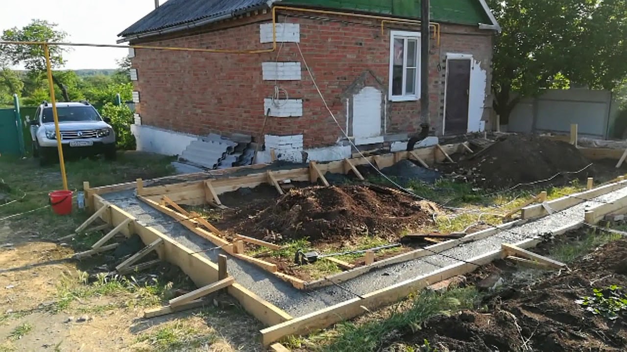 Заливка фундамента